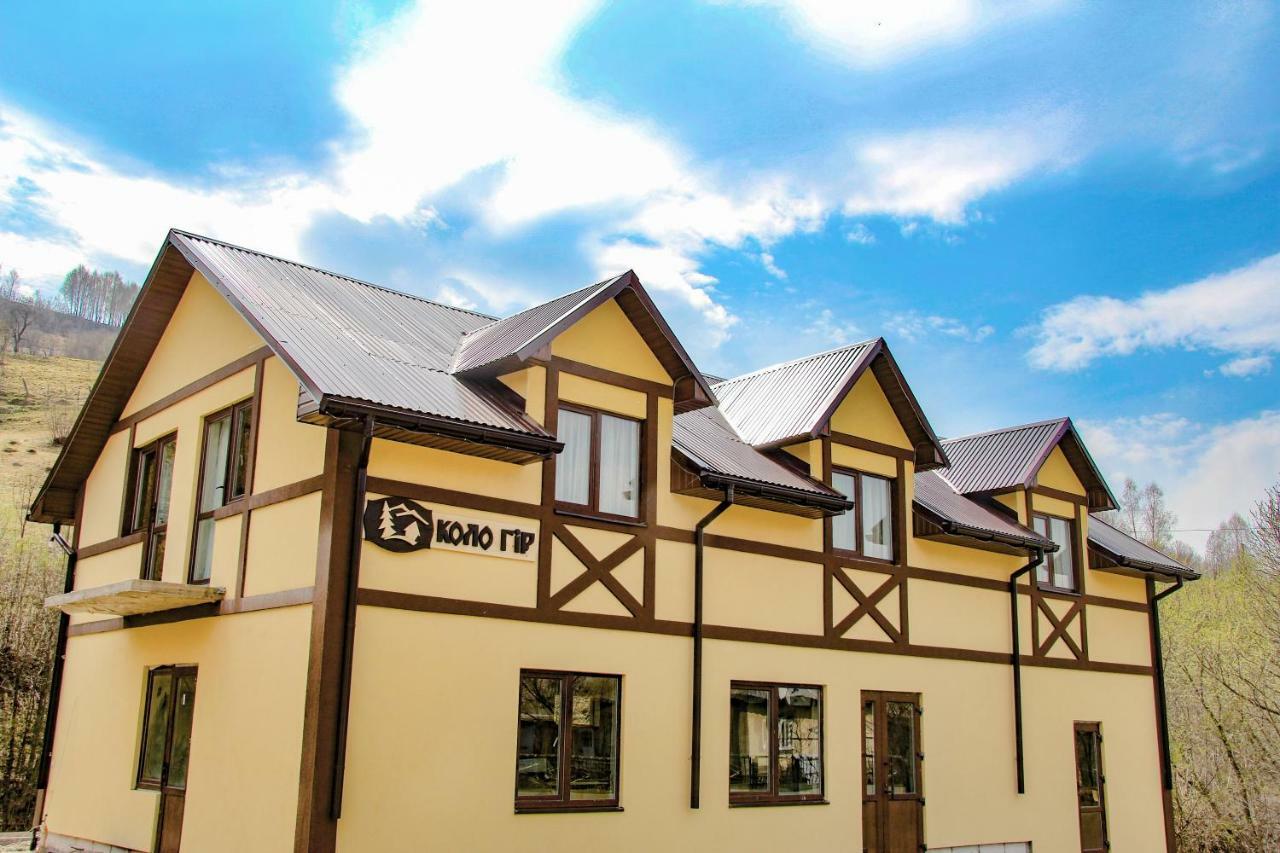 Коло Гір Hotel Kolochava Buitenkant foto